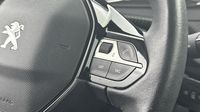 Peugeot 2008 1.2 PureTech 100ch S&S Style — photo 17
