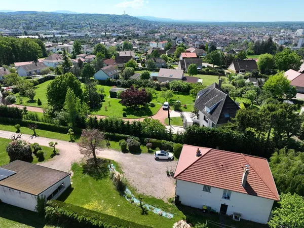 Villa Creuzier Le Vieux 8 pièce(s) 200 m2