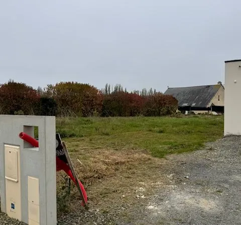 Terrain 514 M2 viabilisé disponible