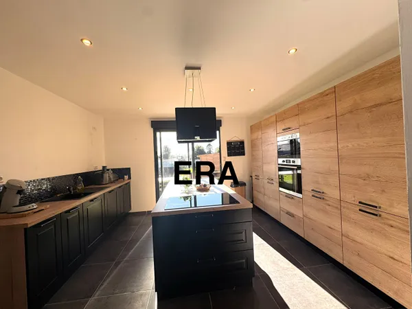Maison 8 pièces 152 m²