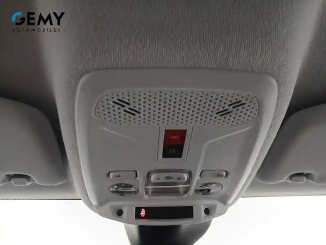 Peugeot 208 hybrid 100 e-dcs6 — photo 17