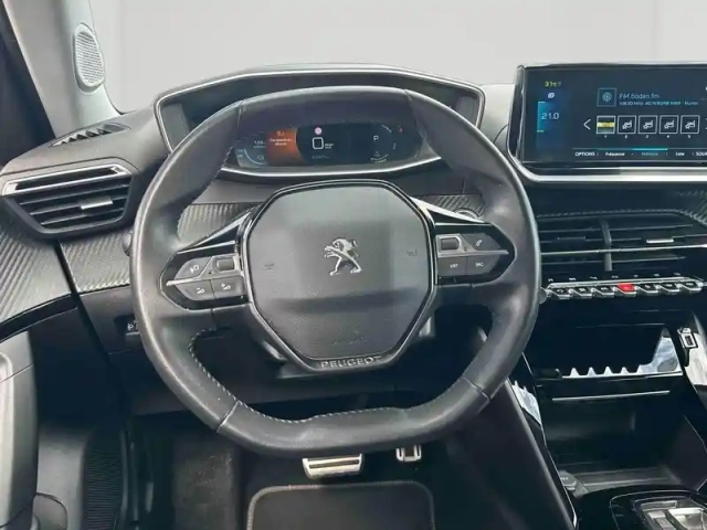 Peugeot 2008 e- 136ch roadtrip — photo 13