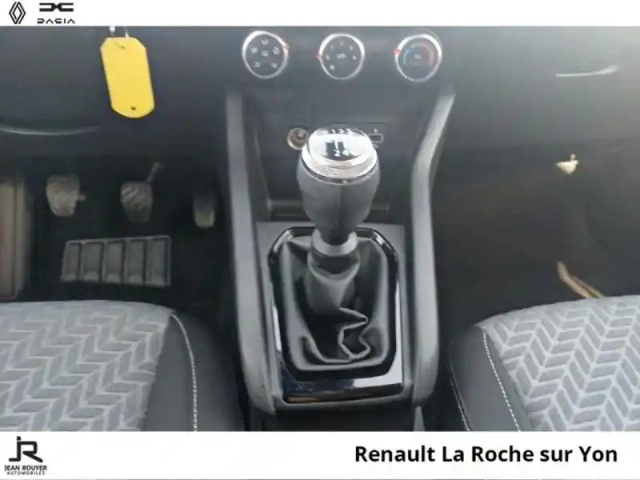 Renault Clio 1.5 blue dci 100ch evolution — photo 5