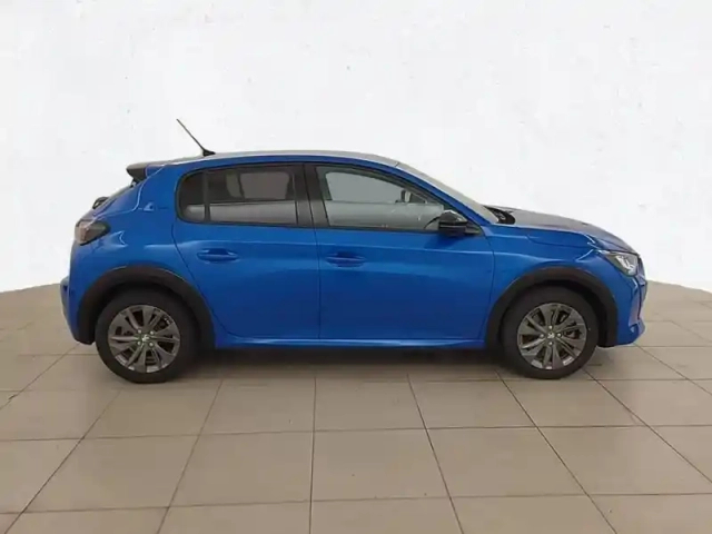 Peugeot 208 electrique 50 kwh 136ch — photo 30
