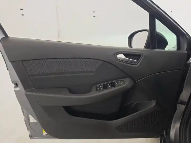 Renault Clio tce 90 ch gsr2 — photo 311