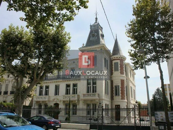 Bureaux 265 m²