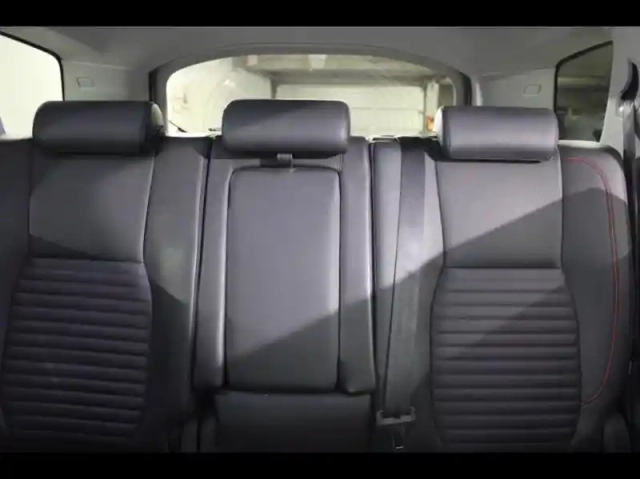 Land Rover Discovery Sport 2.0 td4 180ch hse awd bva mark iii — photo 11