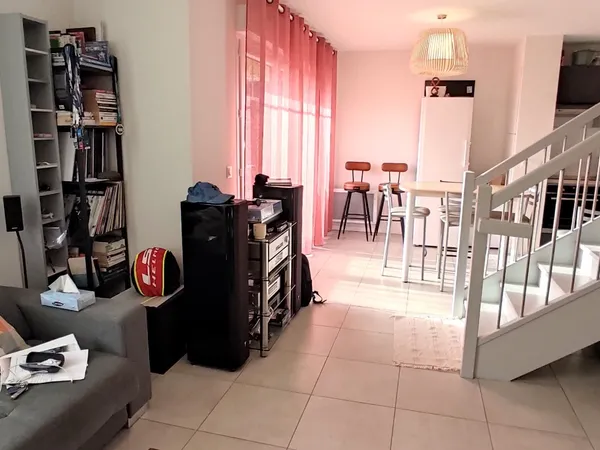 AUDENGE  SUPERBE T3 DUPLEX  2 CHAMBRES - DANS UNE RÉSIDENCE HAUT DE GAMME