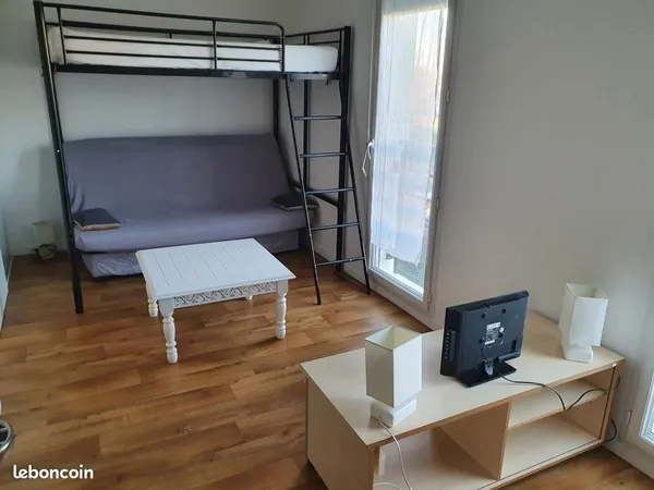 STUDIO 27 m2 AYTRE