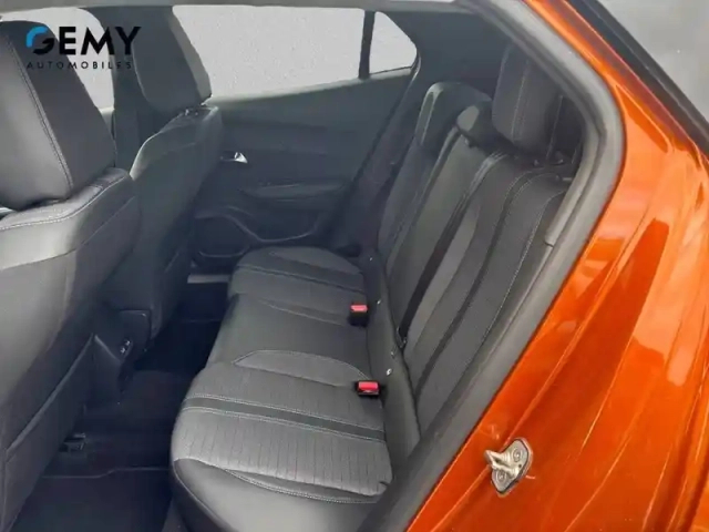 Peugeot 2008 puretech 100 s&amp;s bvm6 — photo 10