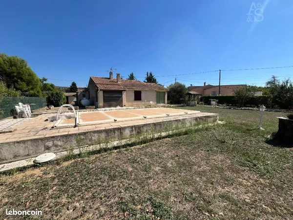 Villa 4 pièces 80 m²