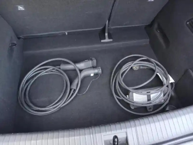 Renault Megane e-tech electric ev60 130ch evolution er super charge -b — photo 10