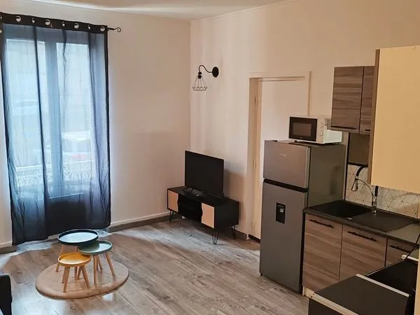 Location studio spacieux 26m2 Creil