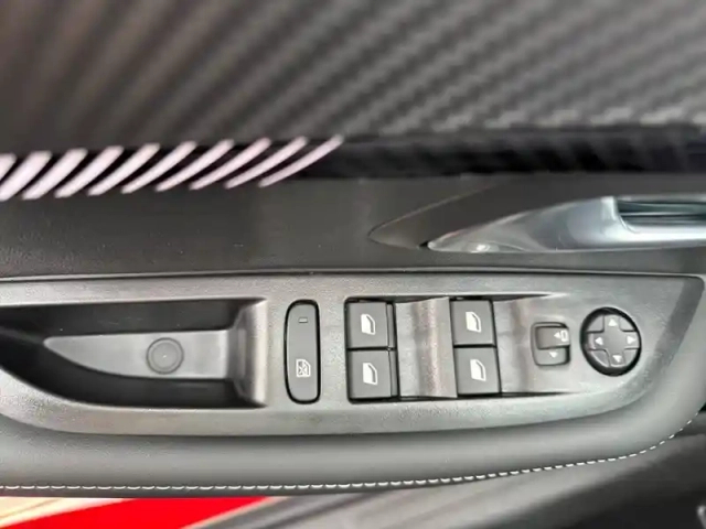 Peugeot 208 hybrid 110 e-dcs6 — photo 20