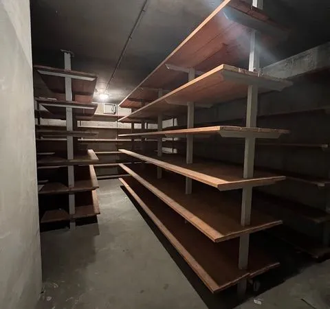 Entrepot/garde meuble/garage box de stockage sécurisé 30 m2