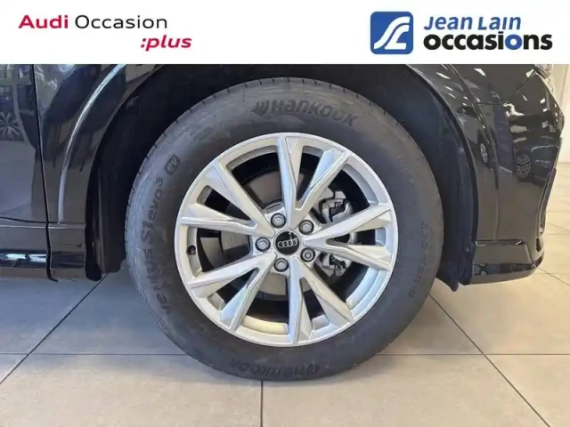 Audi Q3 35 tfsi 150 ch s tronic 7 — photo 9