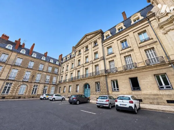 Appartement 5 pièces 170 m²
