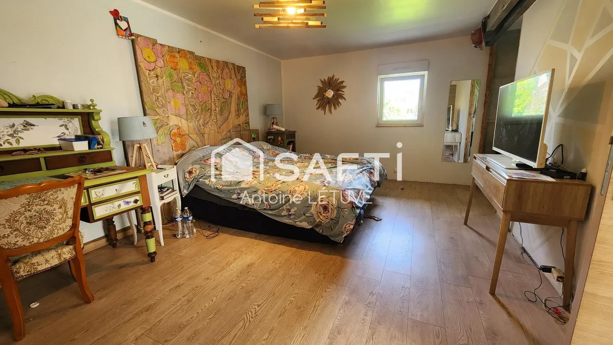 Photo 6