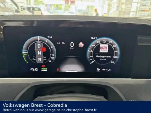 Volkswagen Passat sw 1.5 ehybrid 272ch r-line dsg6 — photo 24