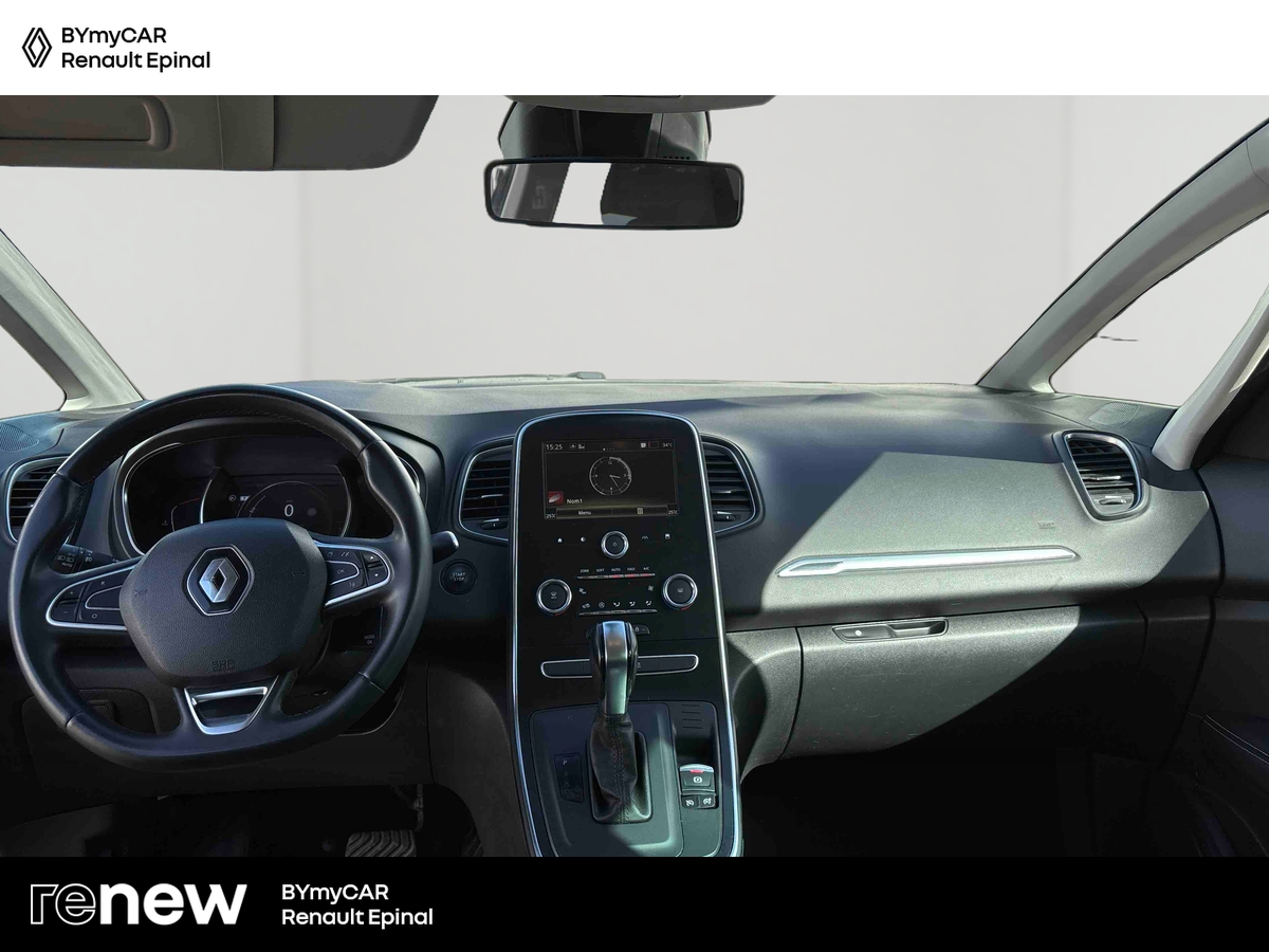 Renault Scenic TCe 140 FAP EDC — photo 9