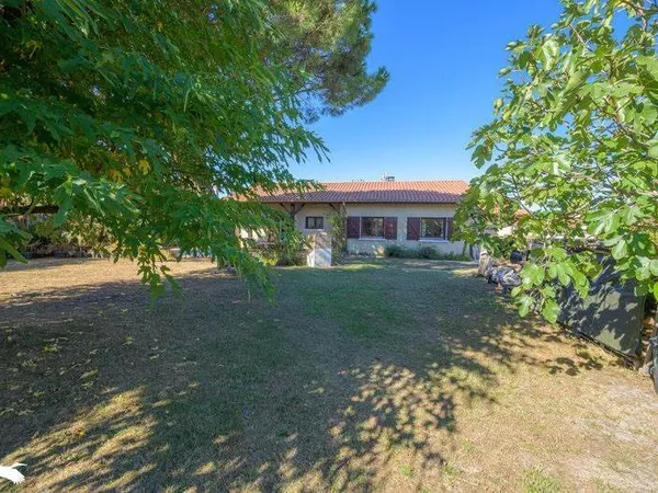 Maison de plain-pied 4 pièces 99 m²