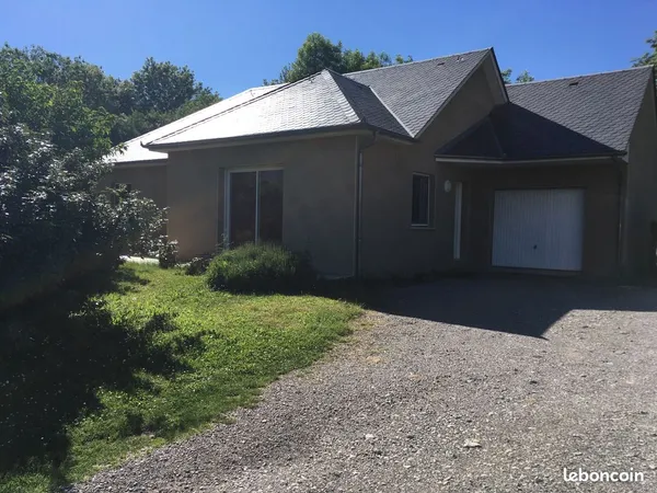 Maison Location La Loubière 4p 95m² 890€