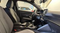 Peugeot 2008 1.2 PureTech 100ch S&S Allure — photo 15
