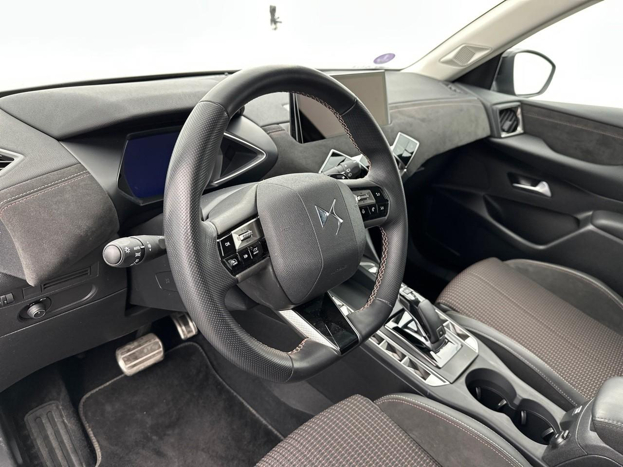 Ds Ds 3 crossback puretech 130 eat8 performance line+ — photo 8