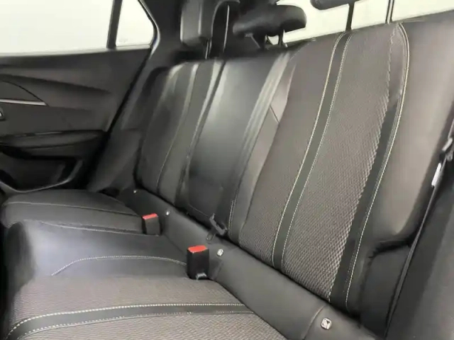 Peugeot 2008 puretech 130 s&amp;s eat8 — photo 15