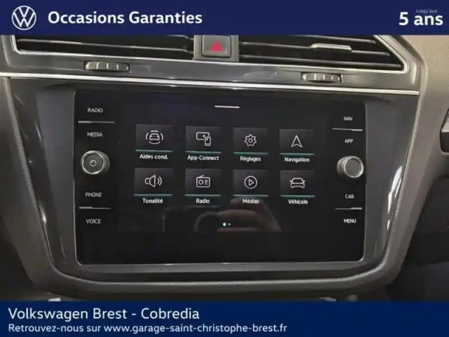 Volkswagen Tiguan 2.0 tdi 150ch life business dsg7 — photo 11