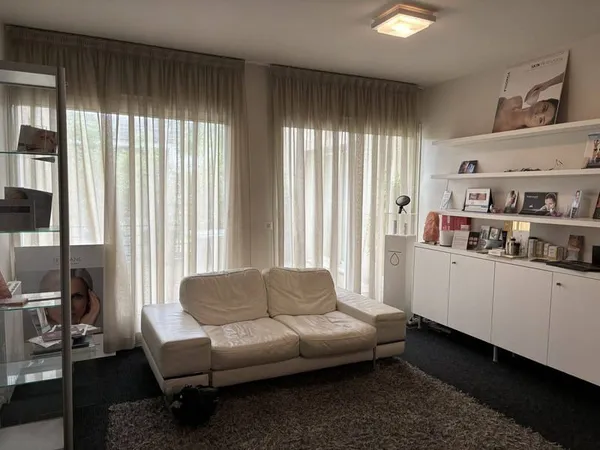 Bureaux 114 m²