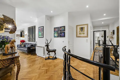 Appartement 5 pièces 193 m²