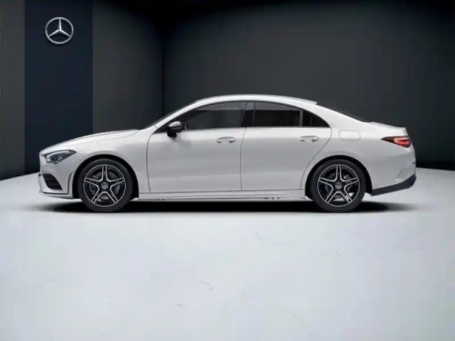 Mercedes Cla 200 d coupé amg line — photo 2