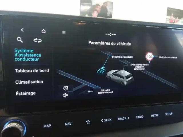 Hyundai I20 1.0 t-gdi 100 dct-7 hybrid 48v — photo 79