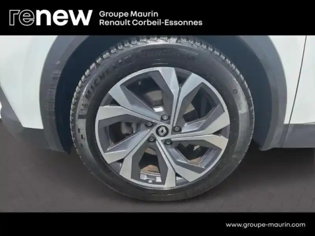 Renault Captur 1.6 e-tech hybride rechargeable 160ch rs line — photo 10