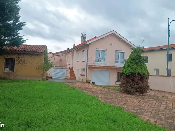 Maison avec dépendance et terrain