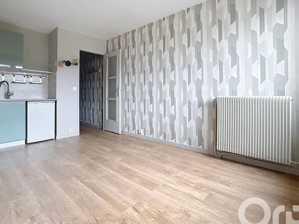 Studio 1 pièce 18 m²