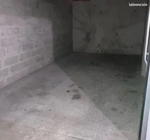 Stationnement Location Pau 73€