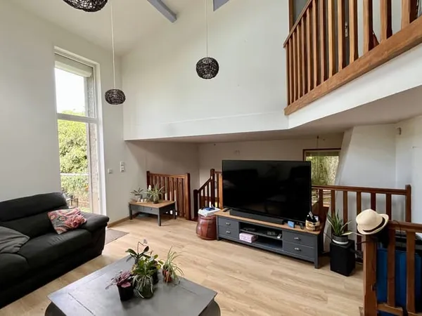 Maison 5 pièces 176 m²