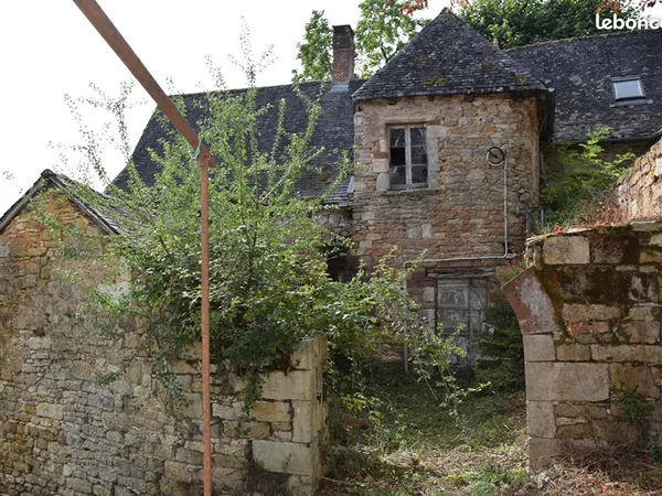 Maison 1 pièce 150 m²