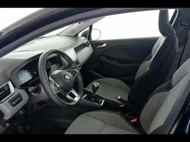 Renault Clio 1.5 blue dci 100ch evolution - 24 — photo 10