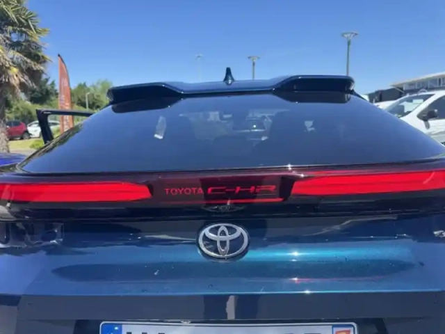 Toyota C-Hr 1.8 hybride 140 design ng 14 — photo 12