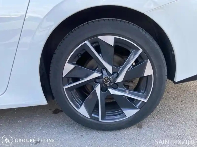 Peugeot 308 sw 1.5 bluehdi 130ch s&amp;s allure pack eat8 — photo 11