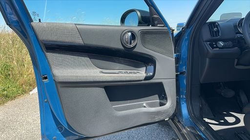 Mini Countryman 1.5 i 220 Plug in Hybrid ALL4 Steptronic6 - Northwood – 2020 – 50000 km – Hybride rechargeable – Boîte Automatique — photo 40