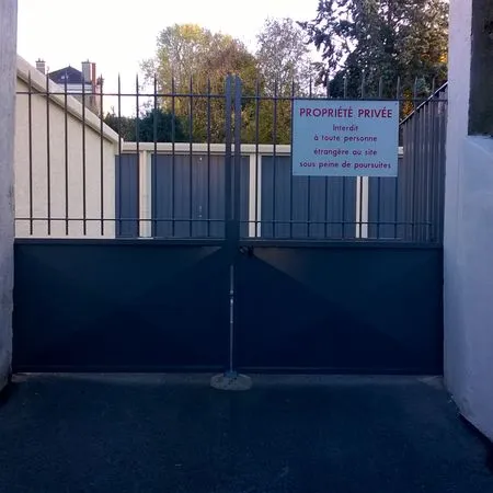 Stockage Location Corbeil-Essonnes 14m² 95€
