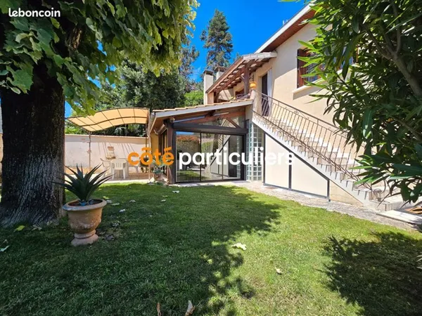 Maison 6 pièces 182 m²