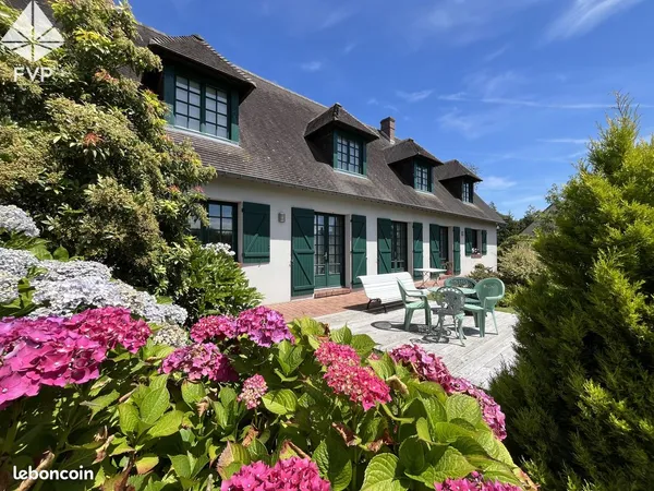 Maison 7 pièces 190 m²