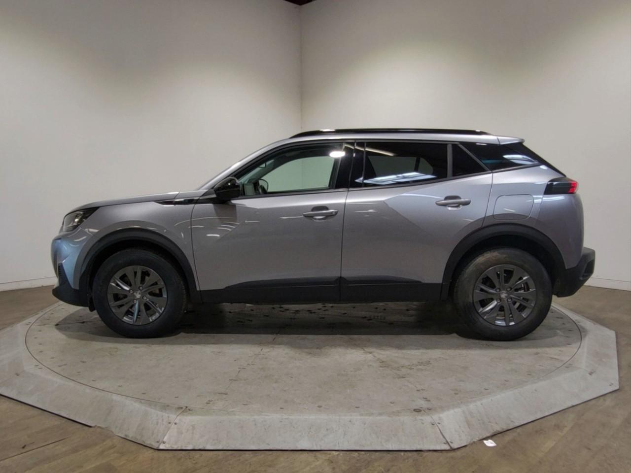 Peugeot 2008 puretech 130 s&s eat8 active — photo 2