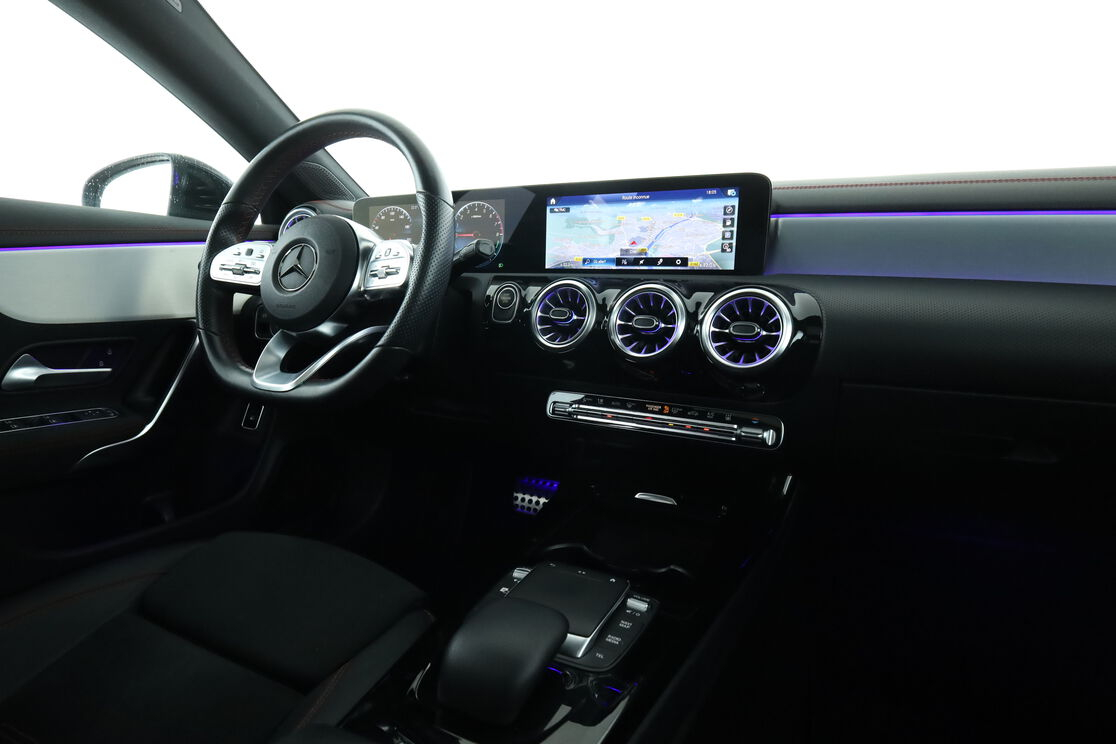 Mercedes-Benz CLA 250 e AMG Line 8G-DCT — photo 12