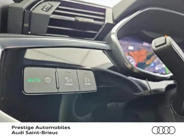 Audi Q3 sportback 35 tfsi 150ch s line plus s tronic 7 — photo 6